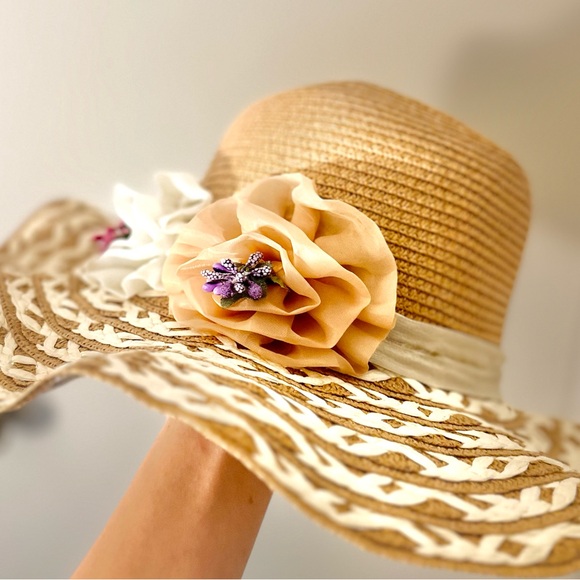 Summer beach hat - Picture 1 of 1